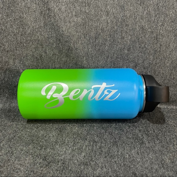 Insulated water bottle 32 oz Flex cap - Picture 3 of 16